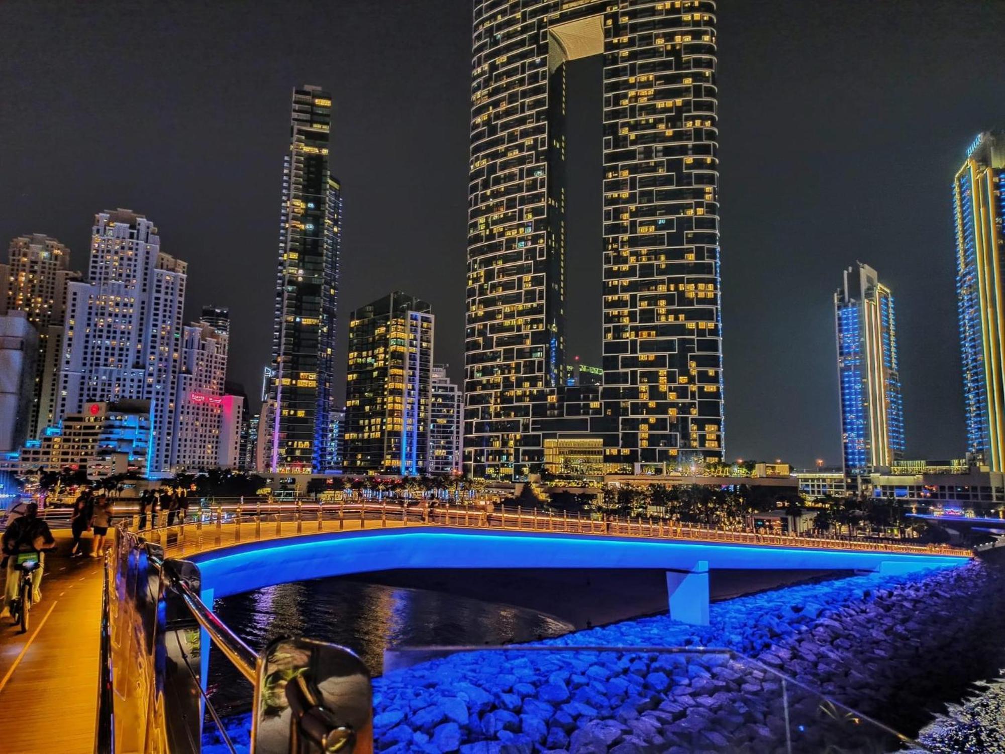 דובאי Seaview Beach Hostel Jbr - Walk To Beach - Gym - Pool - Metro Station מראה חיצוני תמונה